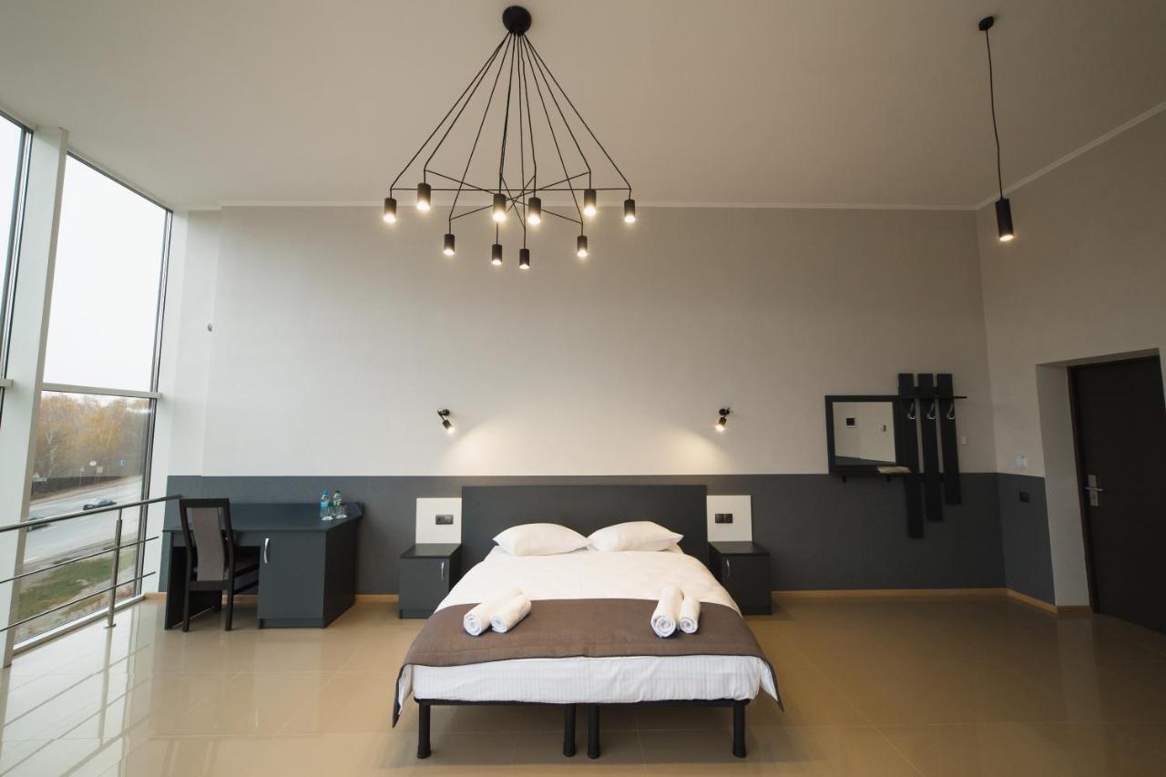 Golden Ring Hotel Ternopil Ngoại thất bức ảnh